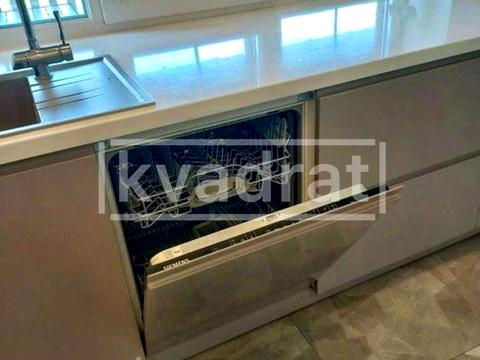 будинок за адресою Центральна вул.