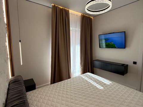 квартира за адресою Краснова вул., 1-В