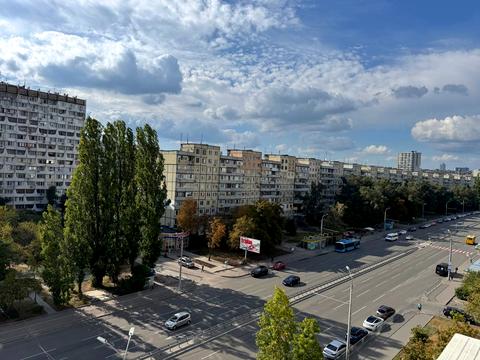 квартира за адресою Слави бульв., 8