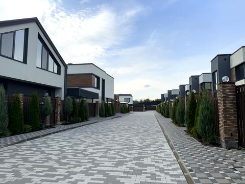 будинок за адресою Карпатська, 12
