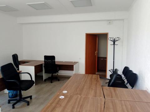 комерційна за адресою Болсуновська, 8