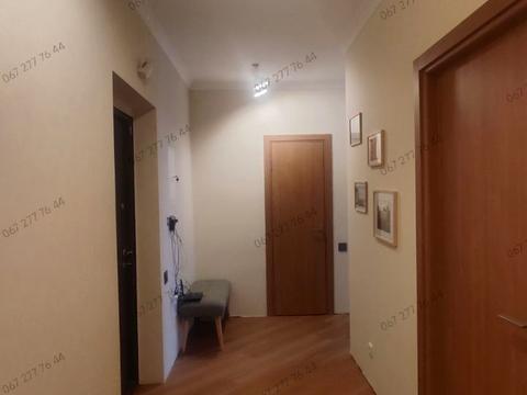 квартира за адресою Анни Ахматової вул., 30