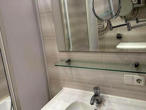 квартира за адресою Анни Ахматової вул., 34