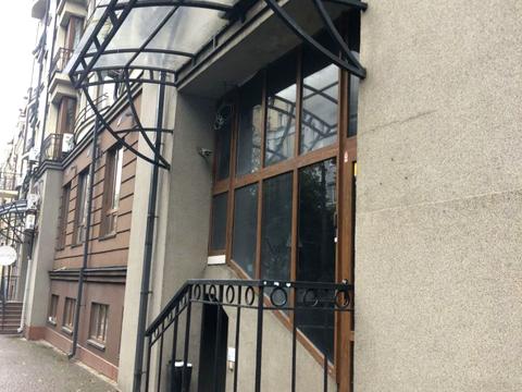 комерційна за адресою Кирилівська вул. (Фрунзе), 14/18