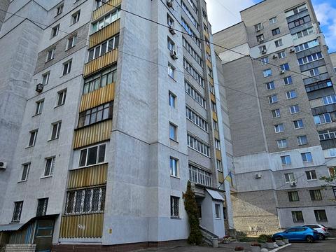 квартира за адресою Слави бульв., 52