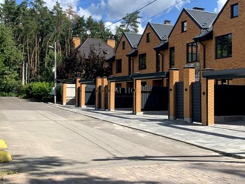 дом по адресу Севериновская ул. (Жовтнева)