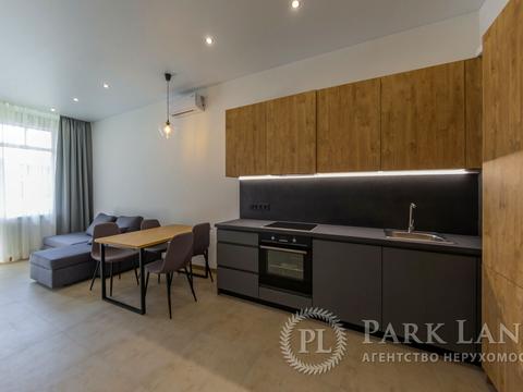 квартира по адресу Олександра Олеся ул., 6-Б