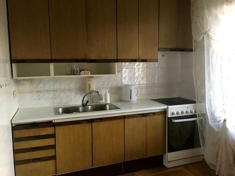 квартира за адресою Автозаводська вул., 77