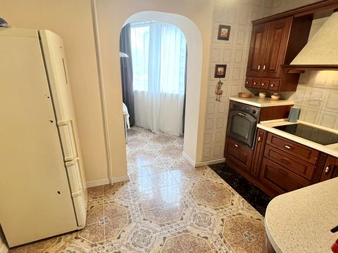 квартира за адресою Срібнокільська вул., 8-А