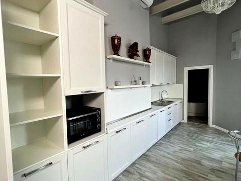 квартира за адресою Святослава Караванського вул. (Жуковського), 14