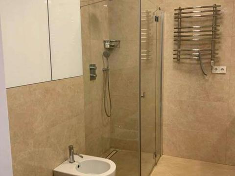квартира за адресою Дніпровська набережна вул., 14