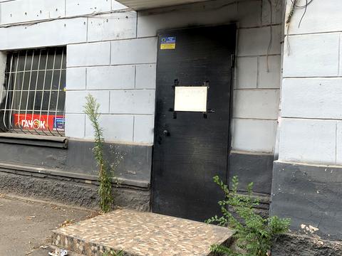 комерційна за адресою Соборності, 8