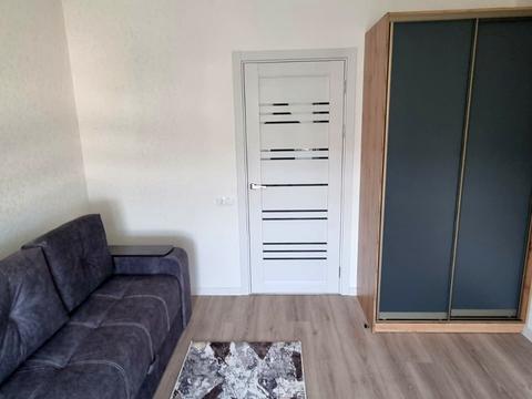 квартира за адресою Домбровського вул., 3