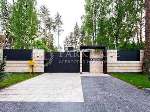 дом по адресу Плютовская ул., 1