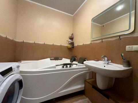 квартира по адресу Миколы Бажана просп., 10