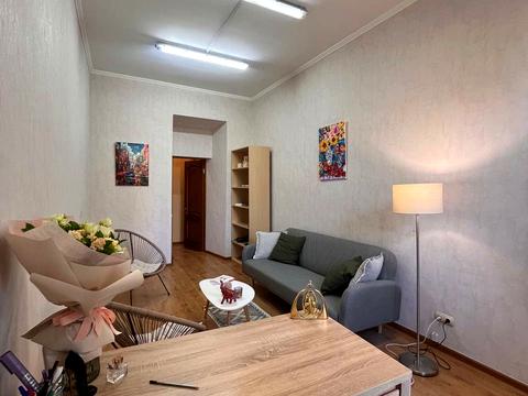 комерційна за адресою Олеся Гончара вул., 47-Б