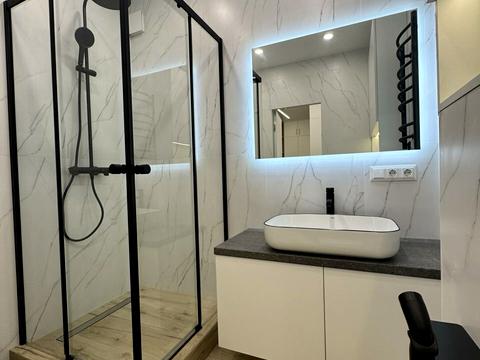 квартира за адресою Сімейна, 3
