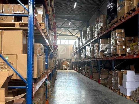 комерційна за адресою Володимирська вул., 6б