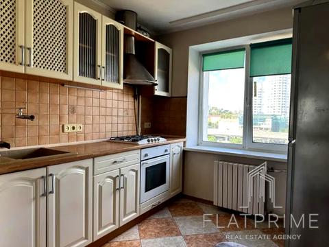 квартира за адресою Київ, Науки просп., 4