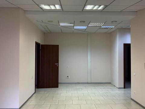 комерційна за адресою Єврейська вул., 23