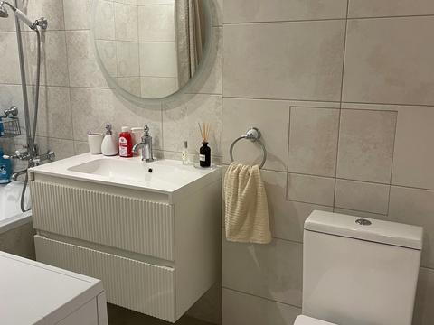 квартира за адресою Космонавтів просп., 39