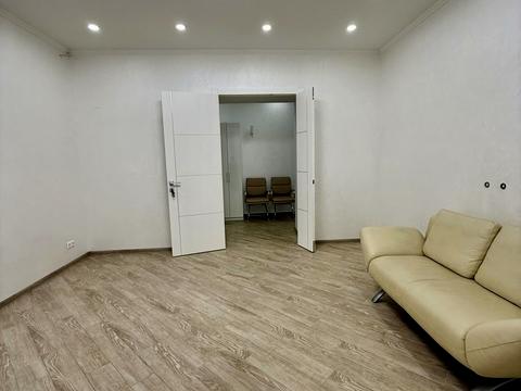 комерційна за адресою Дарвіна вул., 10