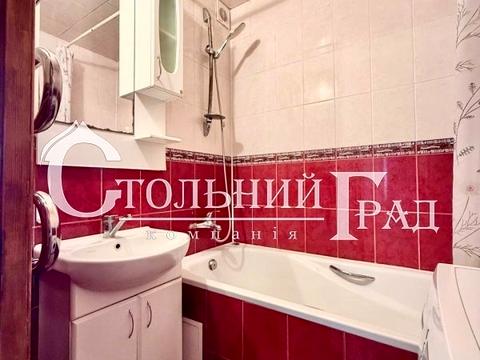 квартира по адресу Червоной Калины просп. (Владимира Маяковского), 30