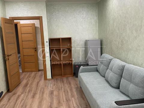 коммерческая по адресу Ревуцкого ул., 5