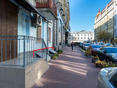 комерційна за адресою Борисоглібська вул., 9/15