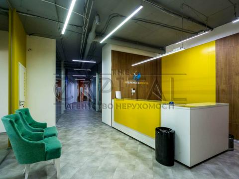 комерційна за адресою Євгена Коновальця вул. (Щорса), 36д