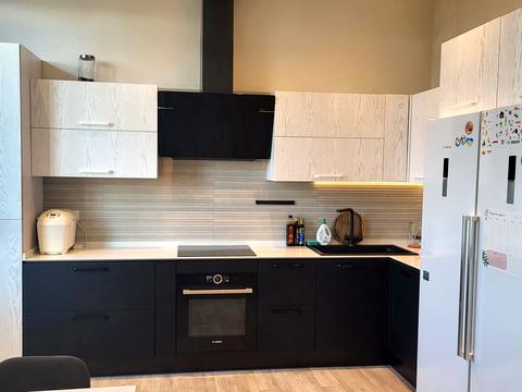 квартира за адресою Милорадовичів вул. (Петровського), 55
