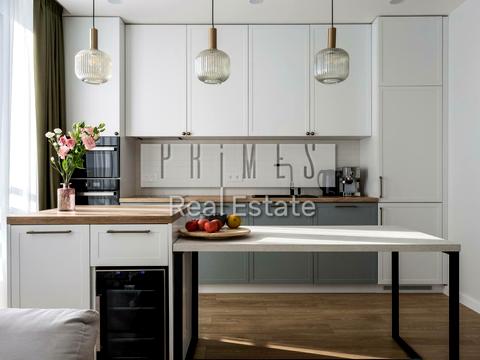 квартира за адресою Дніпровська набережна вул., 18