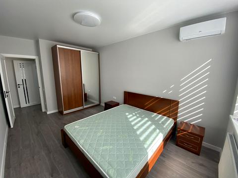 квартира за адресою Олександра Олеся вул., 4-Б