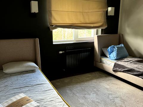 дом по адресу феодосійська, 5