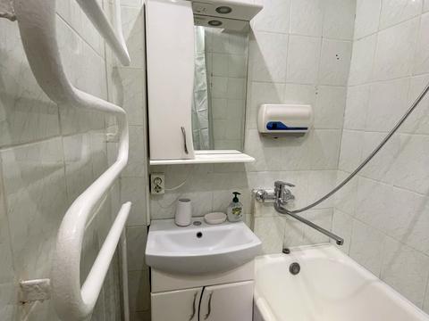 квартира за адресою Київ, Чорних Запорожців вул. (Петра Запорожця), 11