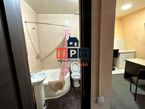 коммерческая по адресу Кузнечна, 8