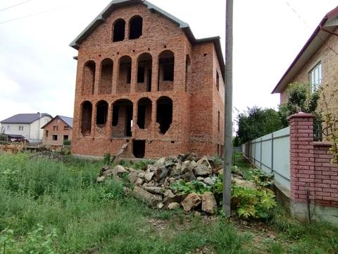 будинок за адресою Молодіжна
