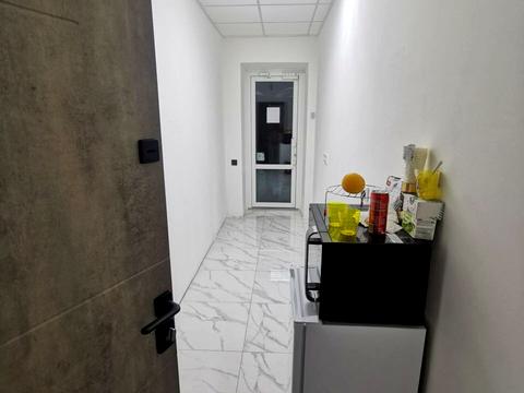 комерційна за адресою Соборна вул., 126