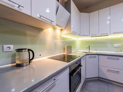 квартира за адресою Дніпровська набережна вул., 14