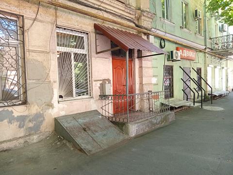 коммерческая по адресу Разумовская ул., 9