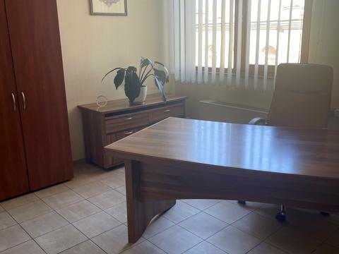 комерційна за адресою Велика Васильківська вул. (Червоноармійська), 64