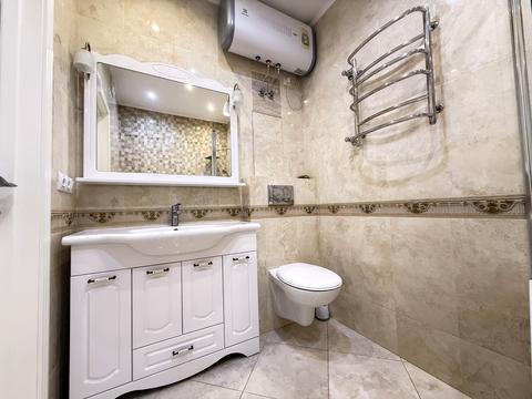 квартира за адресою Регенераторна вул., 4