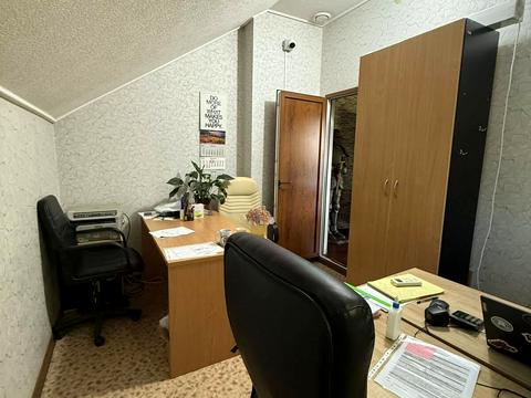 комерційна за адресою Ярослава Стецька вул. (Бардіна), 7