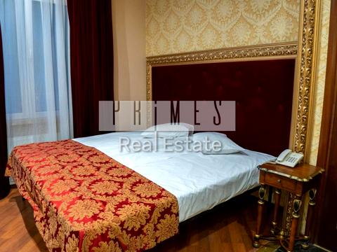 комерційна за адресою Велика Васильківська вул. (Червоноармійська), 5