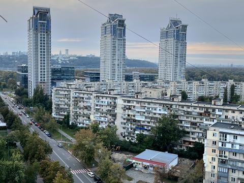 квартира за адресою Павла Тичини просп., 6