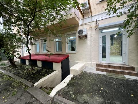 коммерческая по адресу Резницкая ул., 11