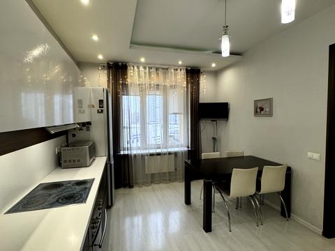 квартира по адресу Андрея Верхогляда ул. (Михайла Драгомирова), 4