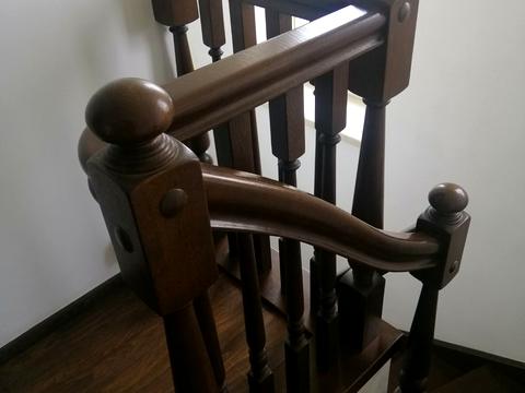 будинок за адресою Дениши