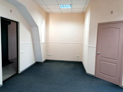 коммерческая по адресу Александра Поля просп. (Кірова), 81