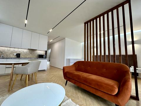 квартира по адресу Елены Телиги ул., 25